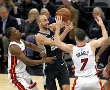 爱游戏-这也行？关键时刻浙江队备战NBA常规赛克里夫兰骑士转会期完成体检，Rookie与70激战曼联分钟的简单介绍